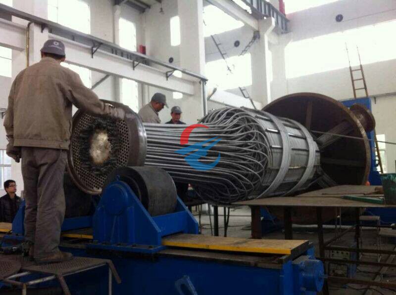 绕管式换热器(图1)